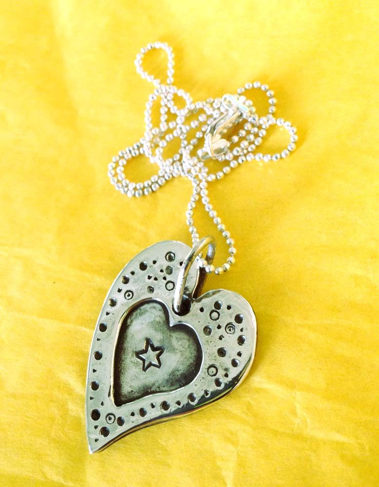 Antique Heart Pendant image 3
